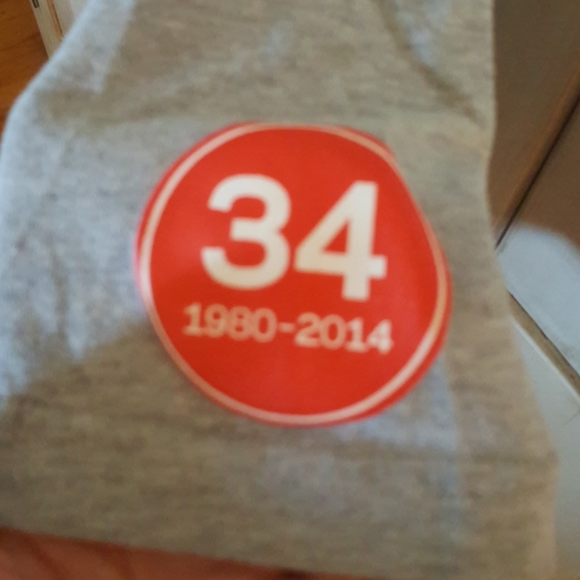 Addidas Terry Fox - Picture 3 of 4